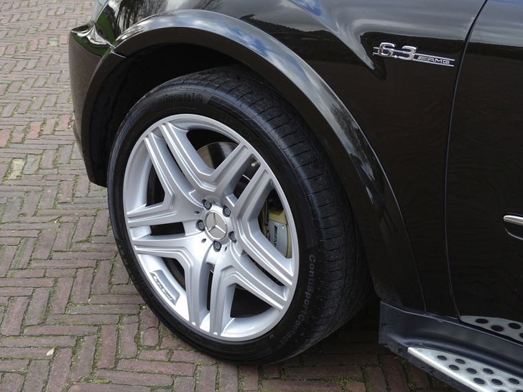 Mercedes-Benz M-Klasse