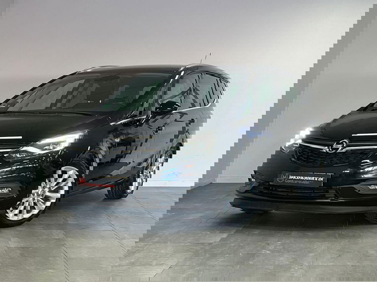 Foto van Opel Zafira