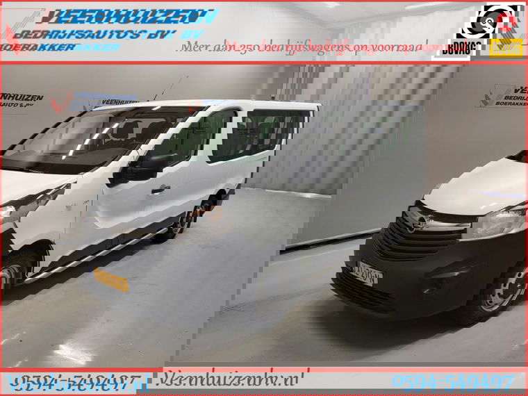 Foto van Opel Vivaro Combi