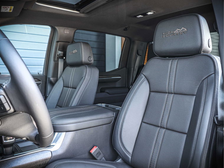 Chevrolet Silverado 1500 High Country | Black Ops Dark Ash Metallic