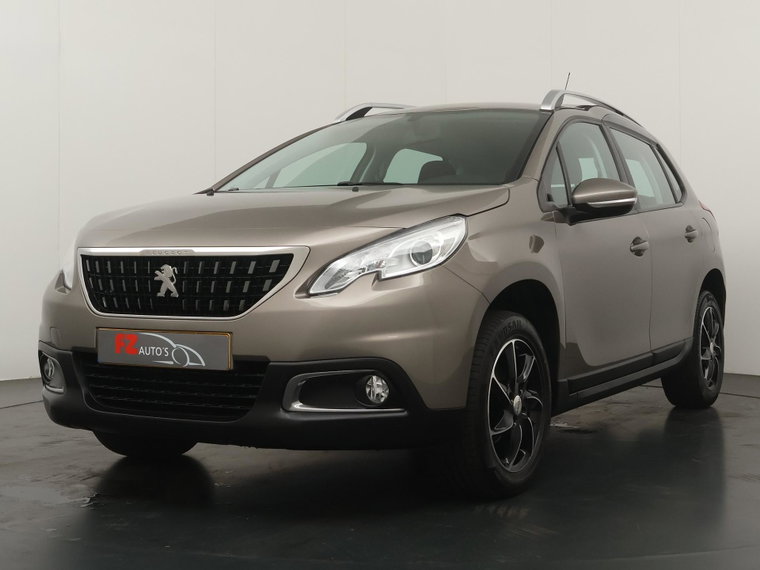 Peugeot 2008 foto 1