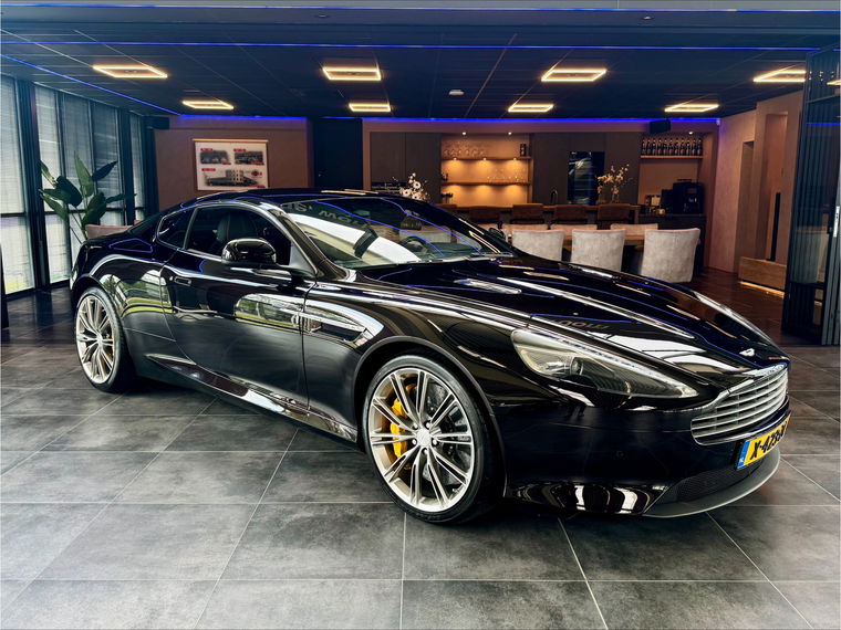 Aston Martin V12 Virage