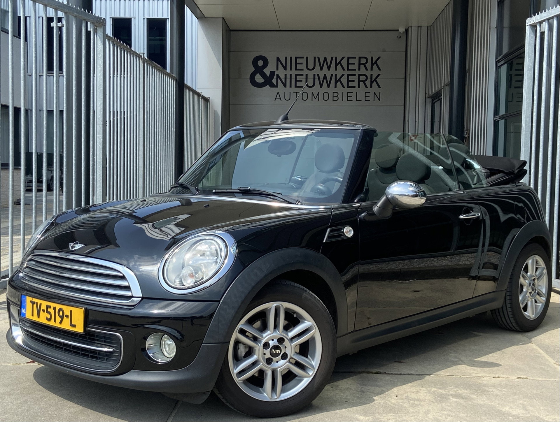 Foto van MINI Cooper Cabrio