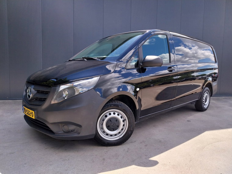 Mercedes-Benz Vito foto 1
