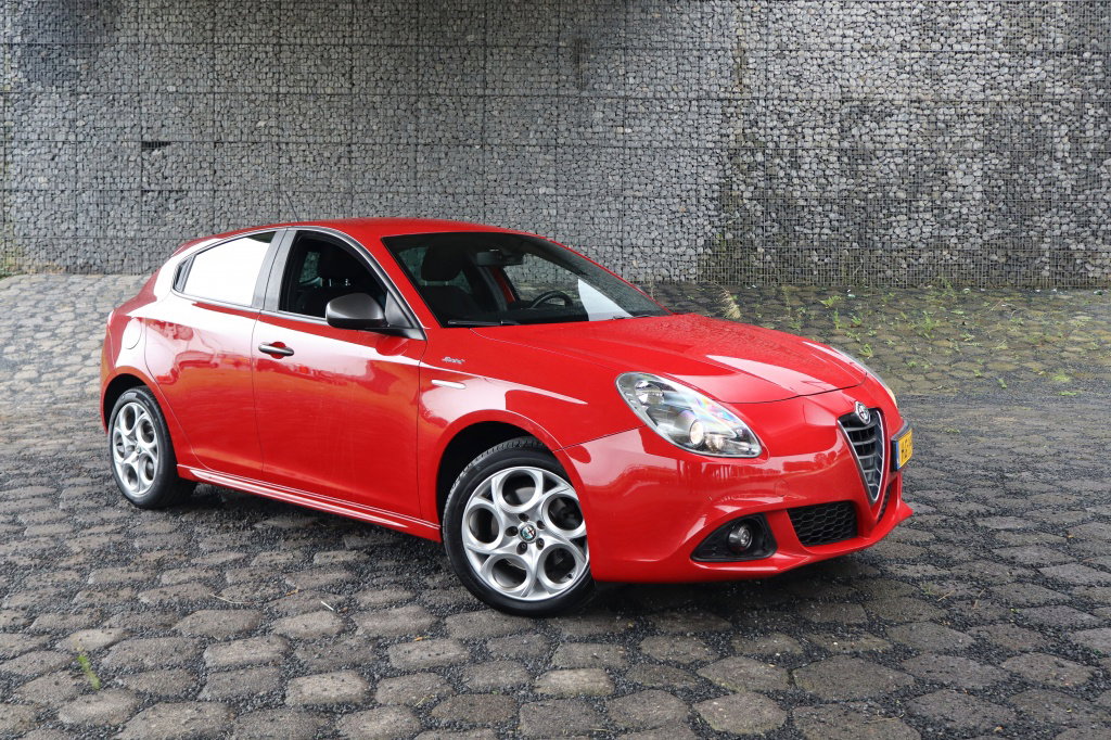 Alfa Romeo Giulietta Benzine [ND-811-H