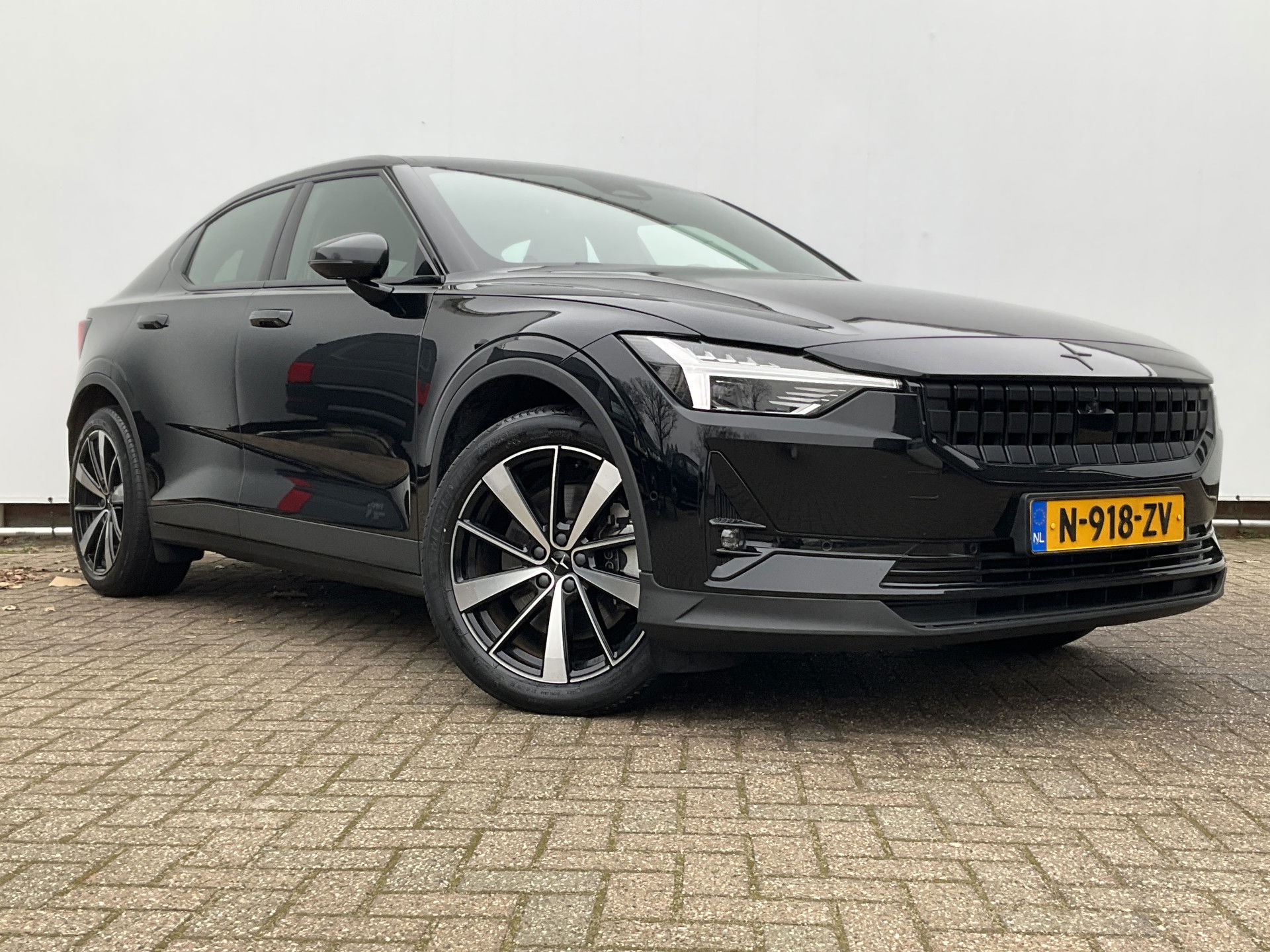 Foto van Polestar 2