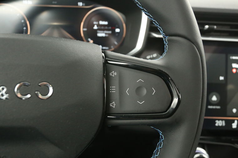 Lynk Co 01