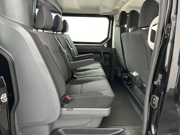 Nissan NV300