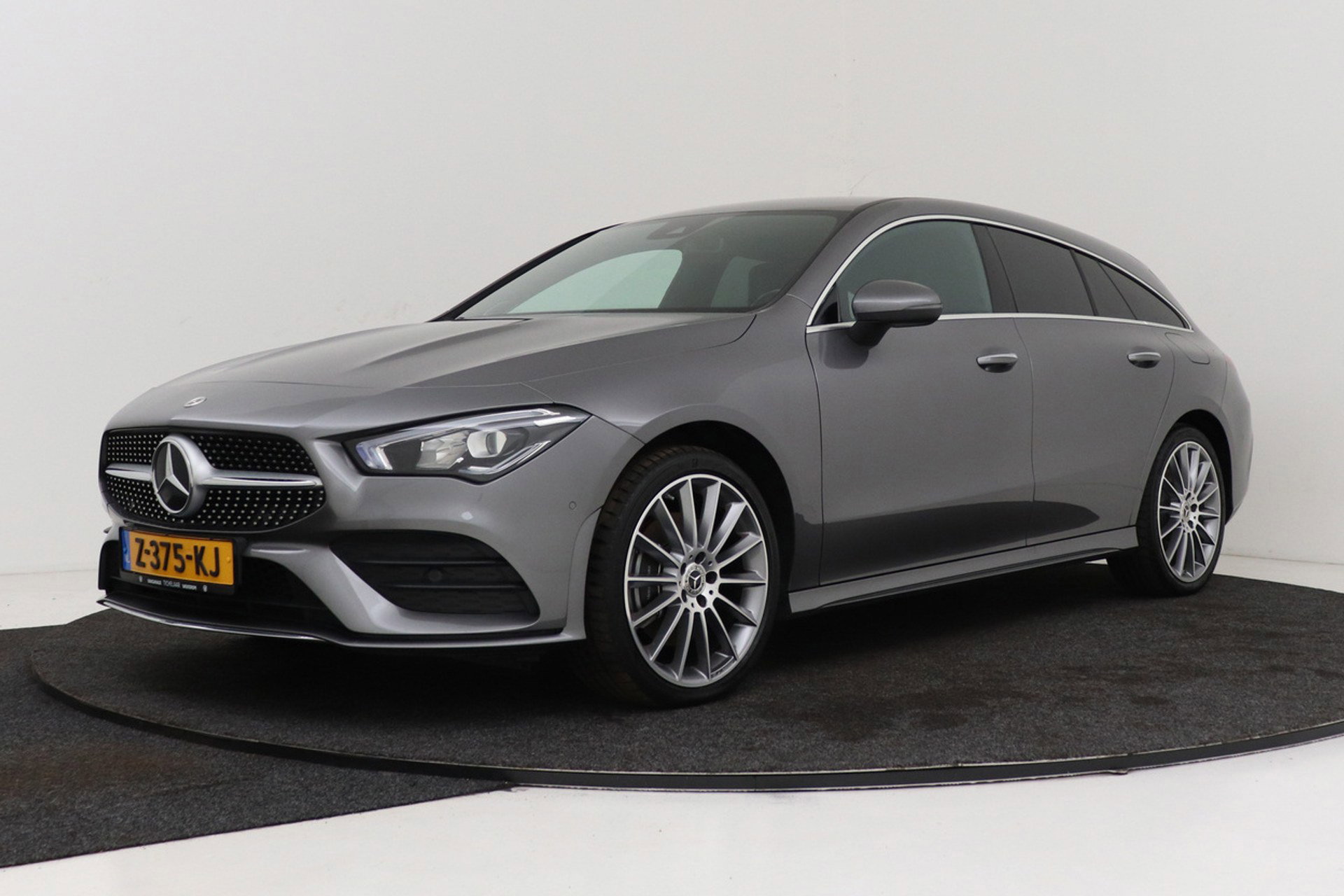 Foto van Mercedes-Benz CLA