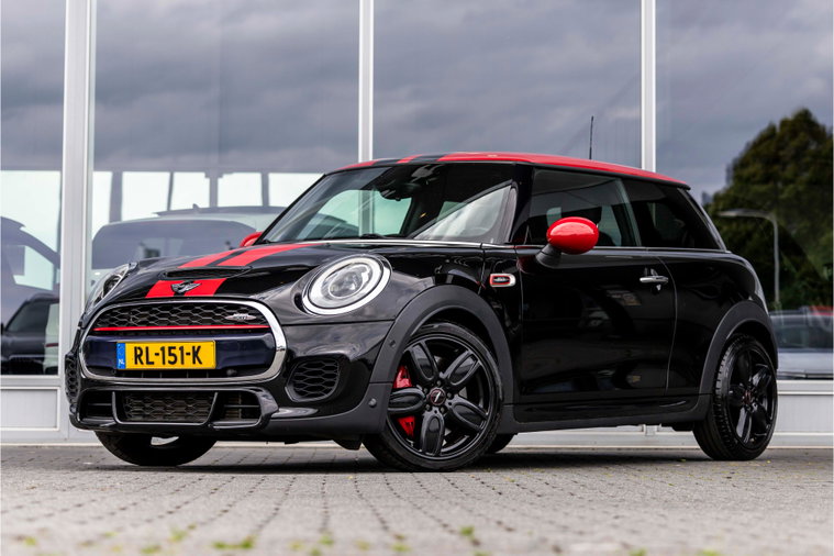 MINI 3-Deurs foto 1