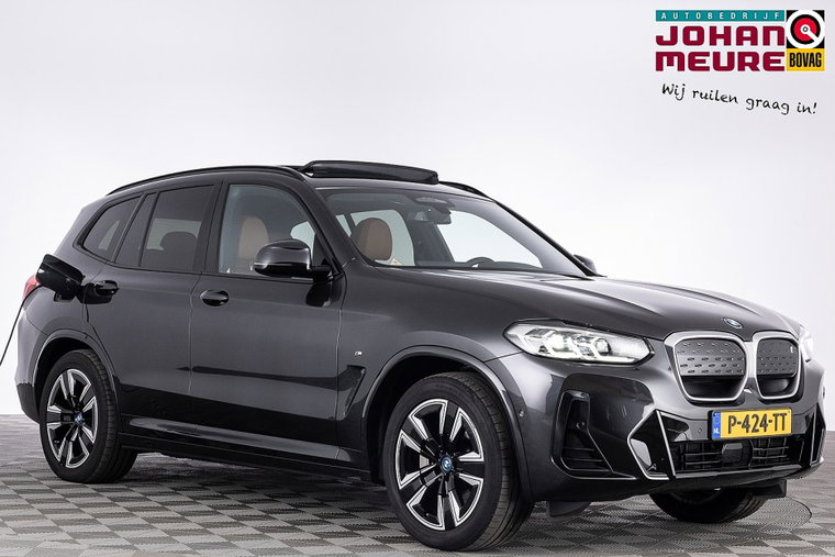 Foto van BMW iX3