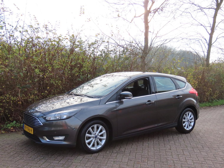 Ford Focus foto 1