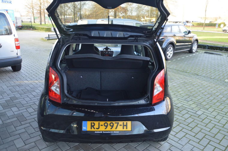 SEAT Mii