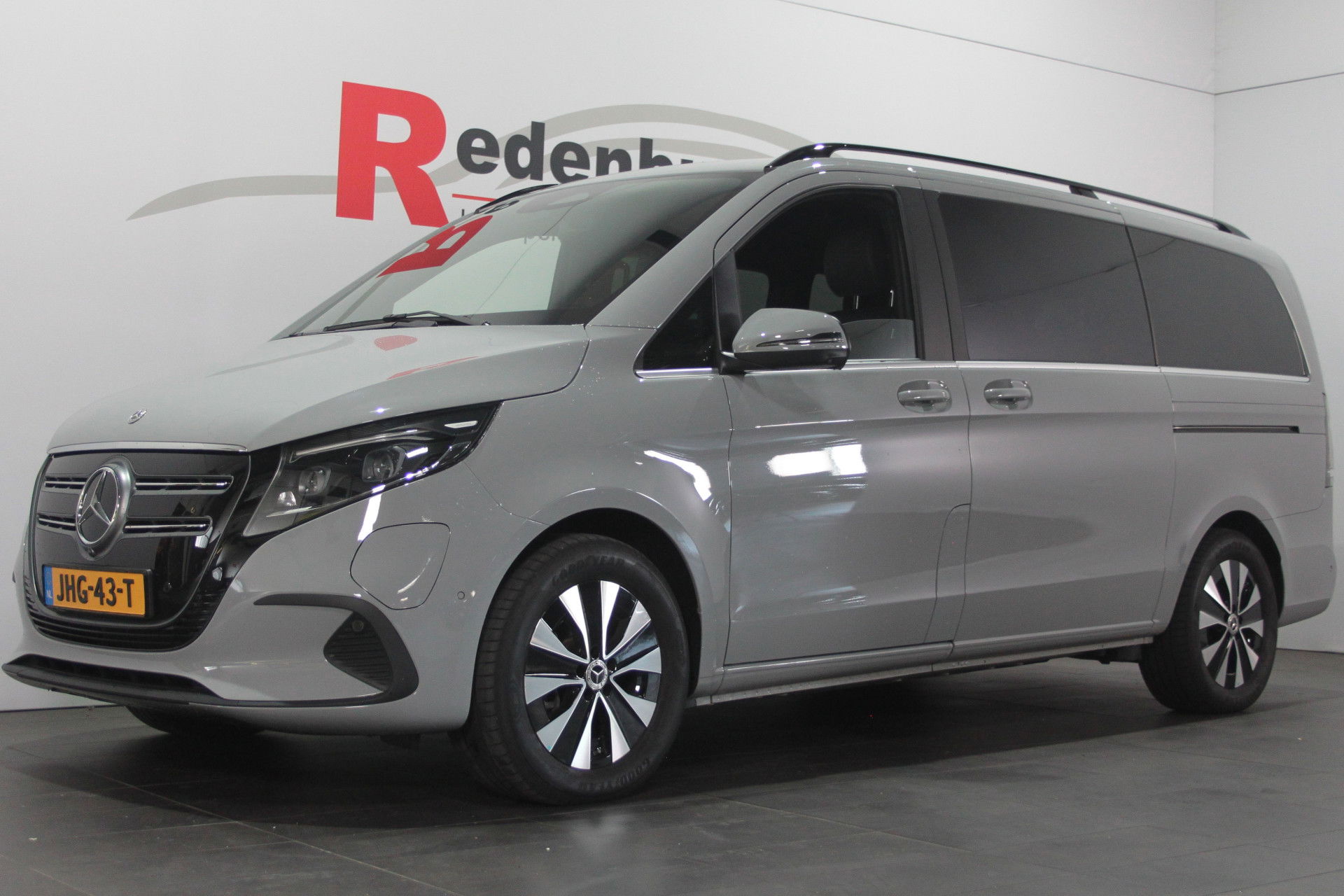 Foto van Mercedes-Benz EQV