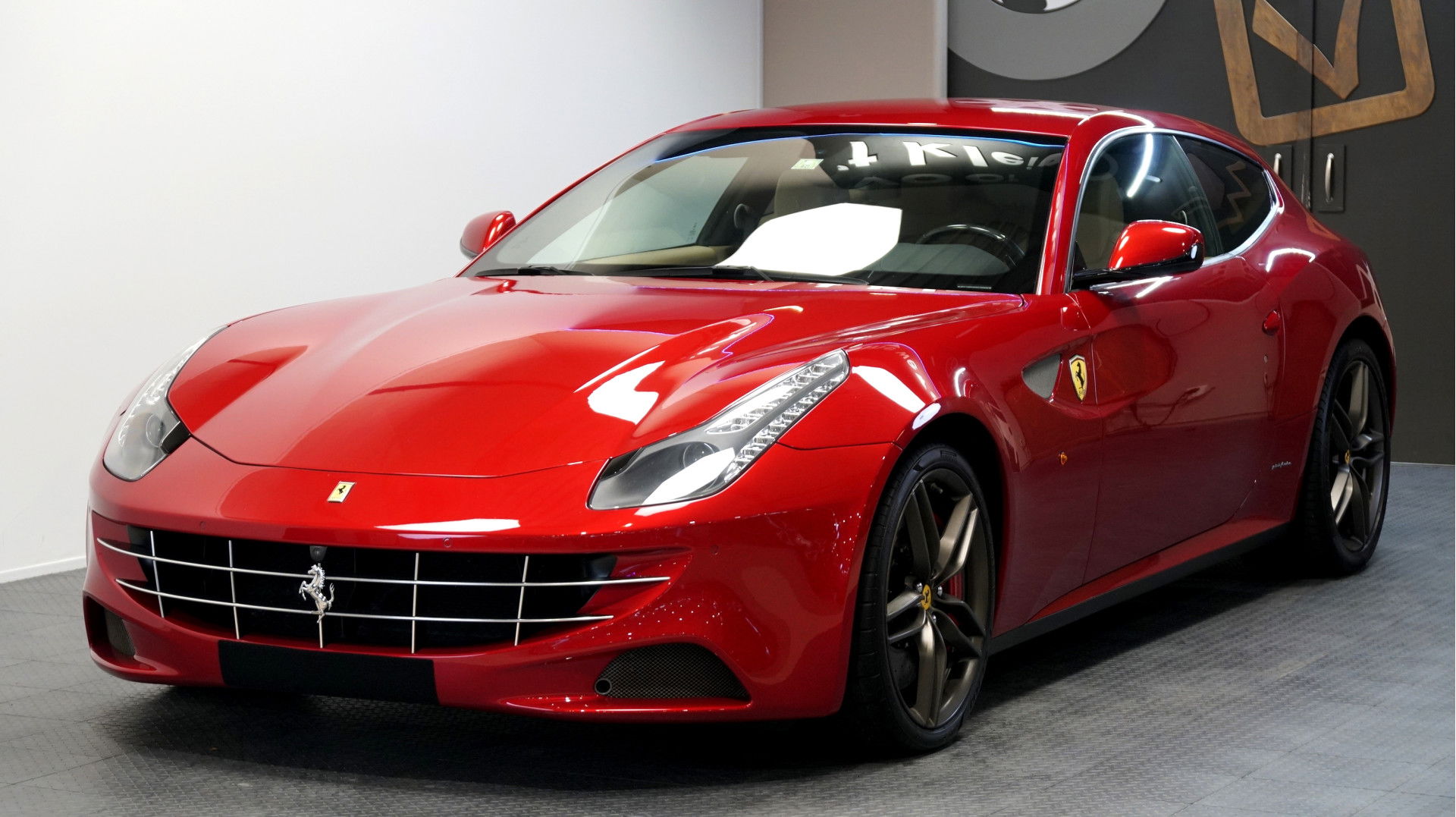 Foto van Ferrari FF