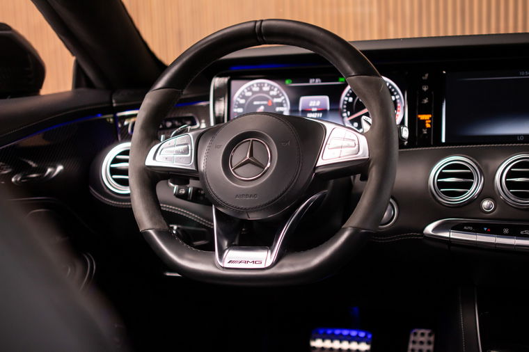 Mercedes-Benz S-Klasse