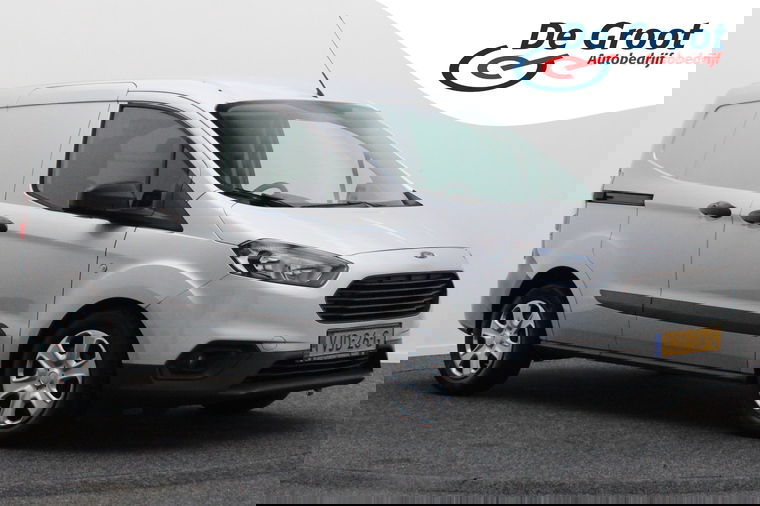 Foto van Ford Transit Courier