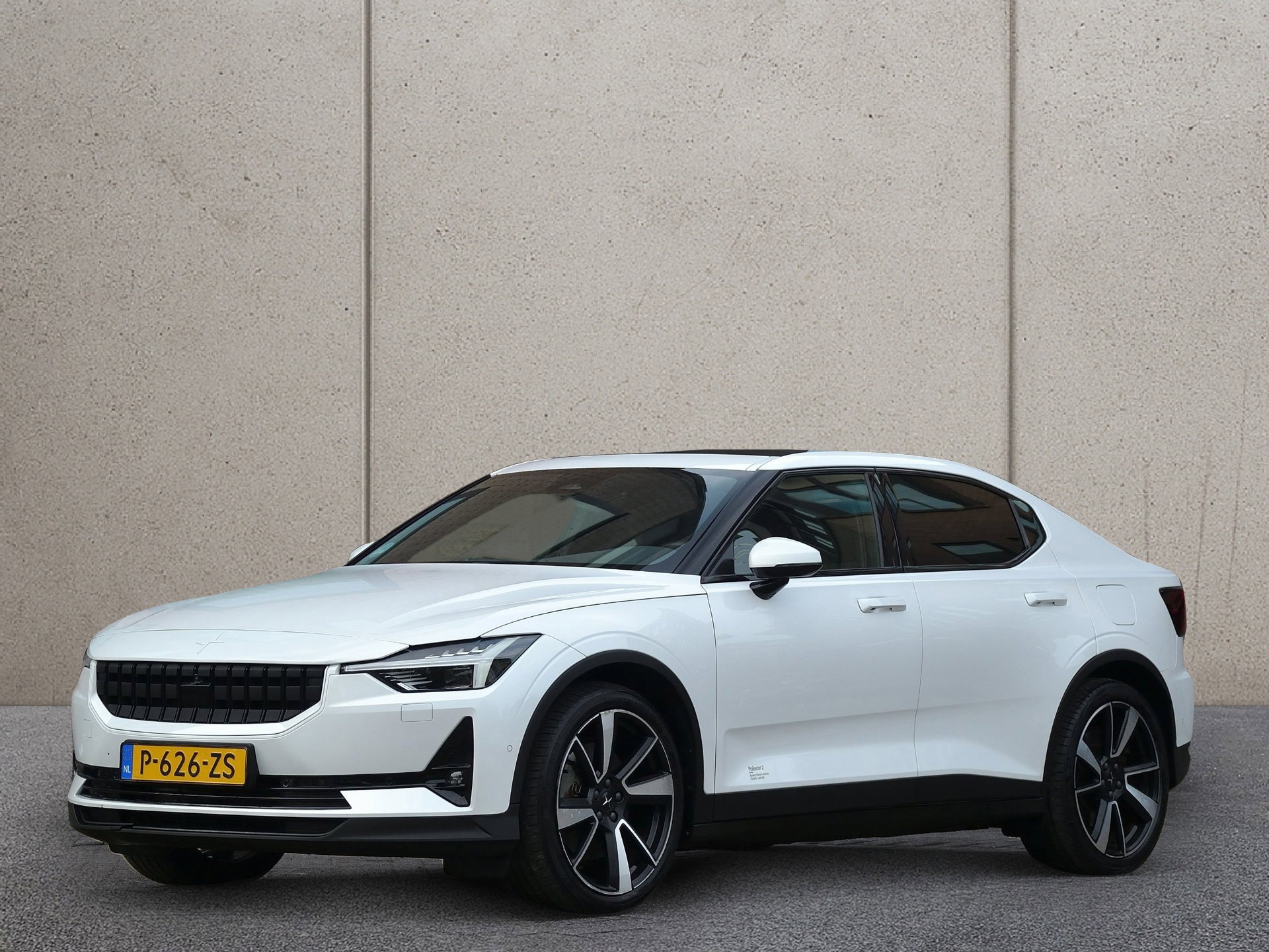 Foto van Polestar 2