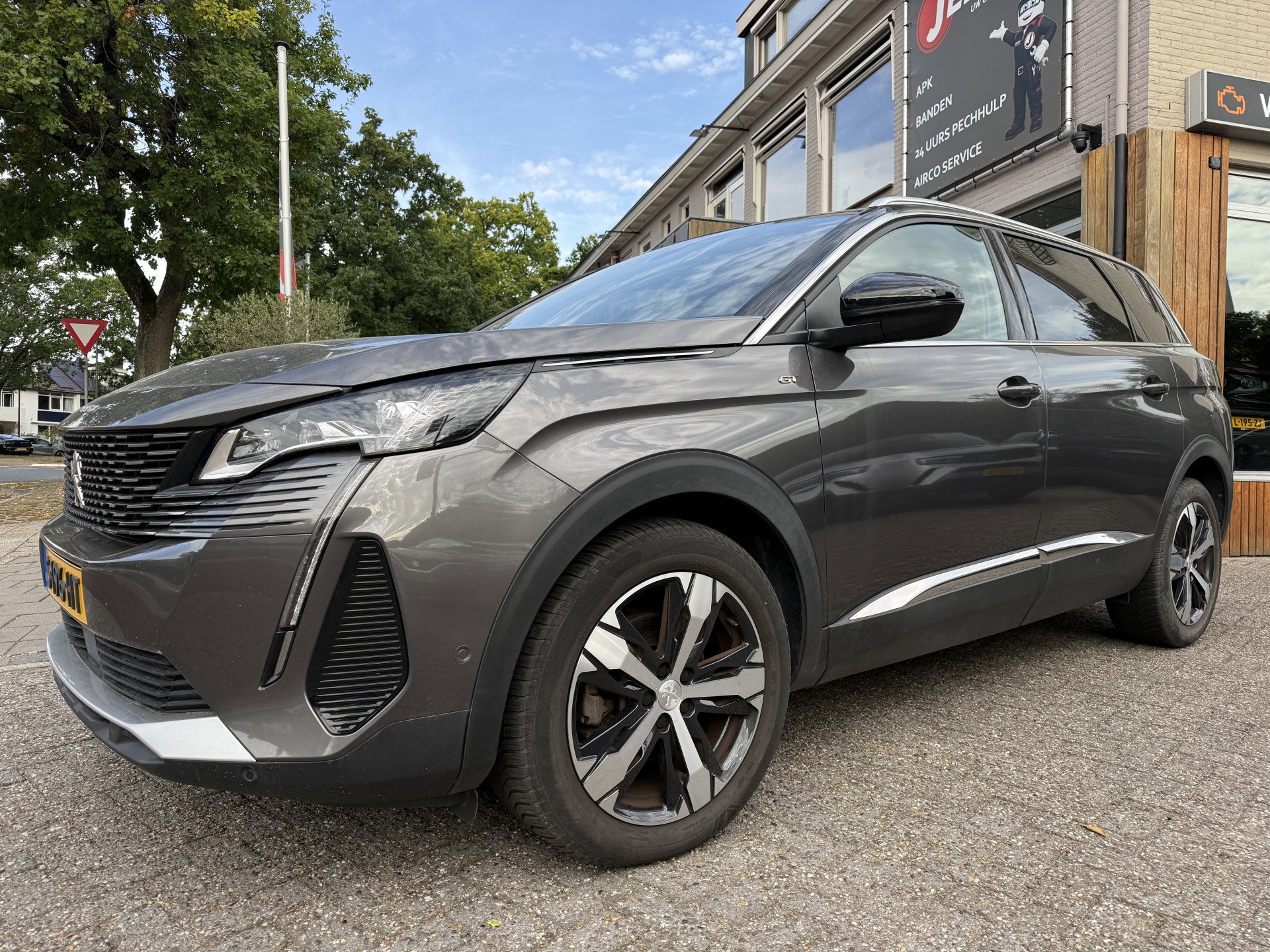 Foto van Peugeot 5008