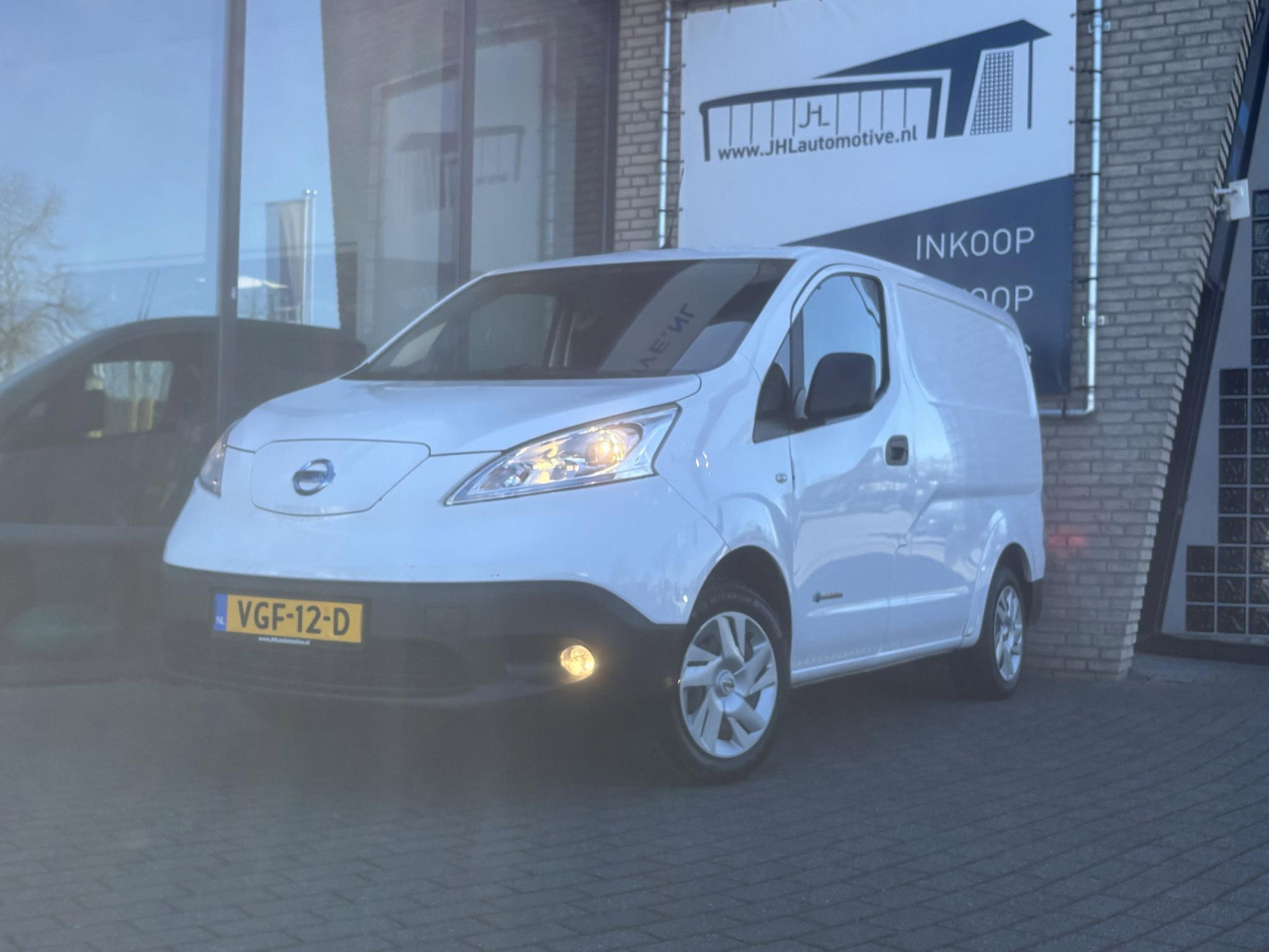 Foto van Nissan e-NV200