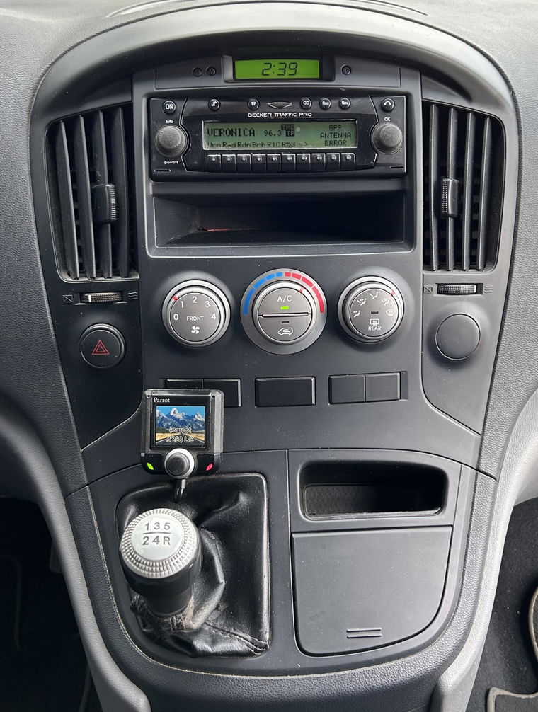Hyundai H300