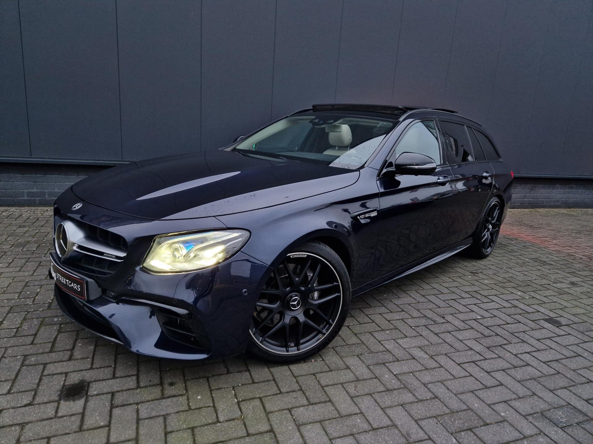 Foto van Mercedes-Benz E63 AMG