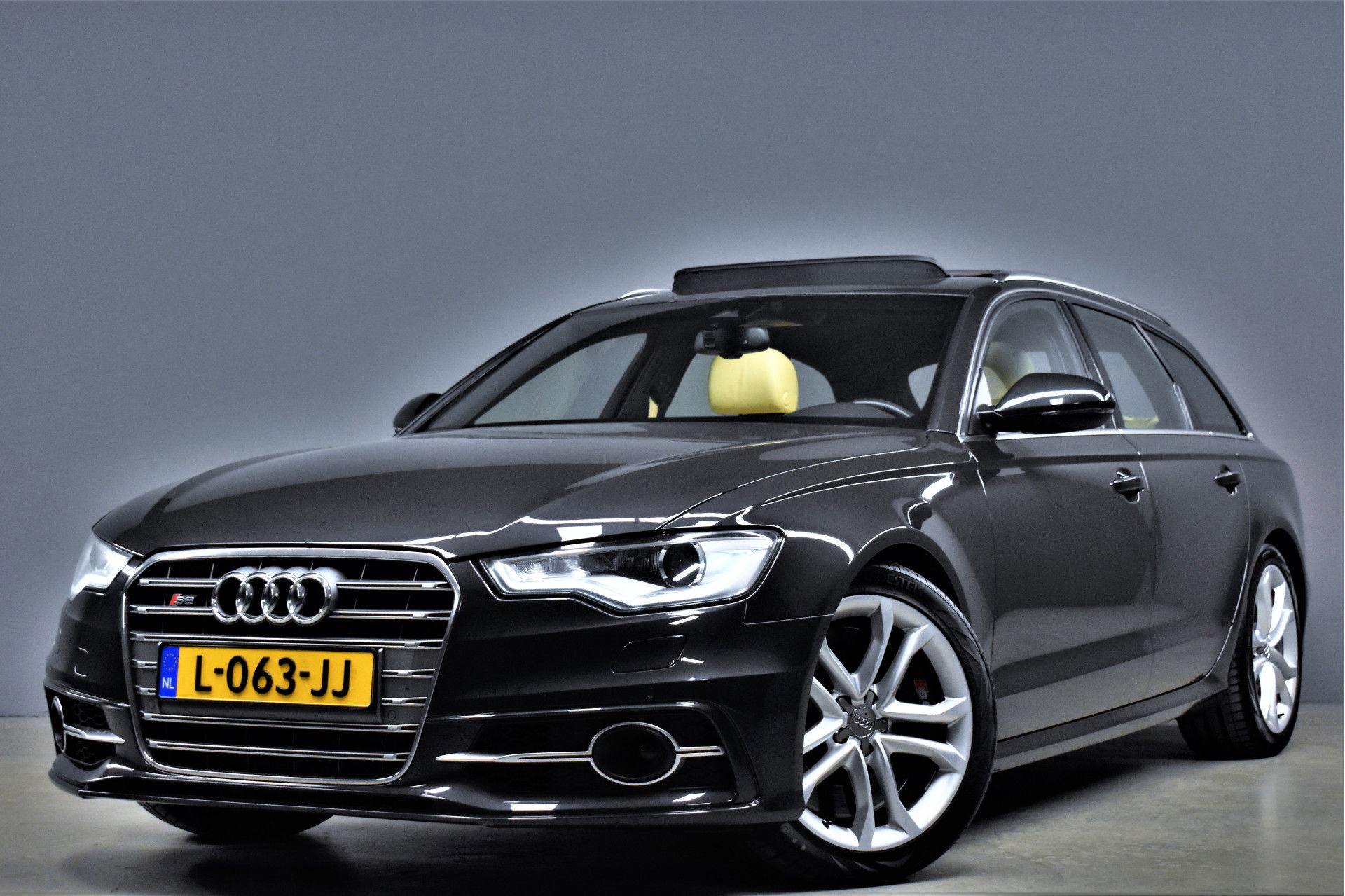 Foto van Audi S6