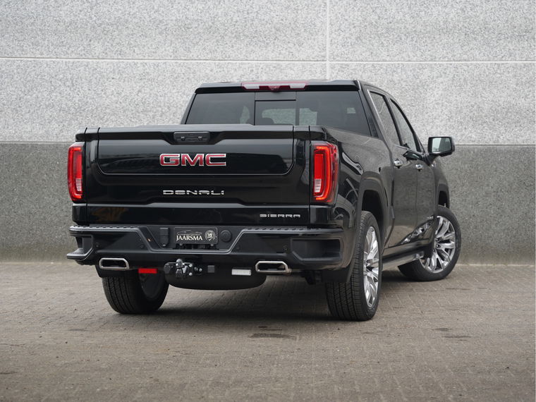 GMC Sierra