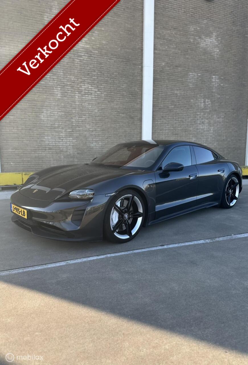 Foto van Porsche Taycan
