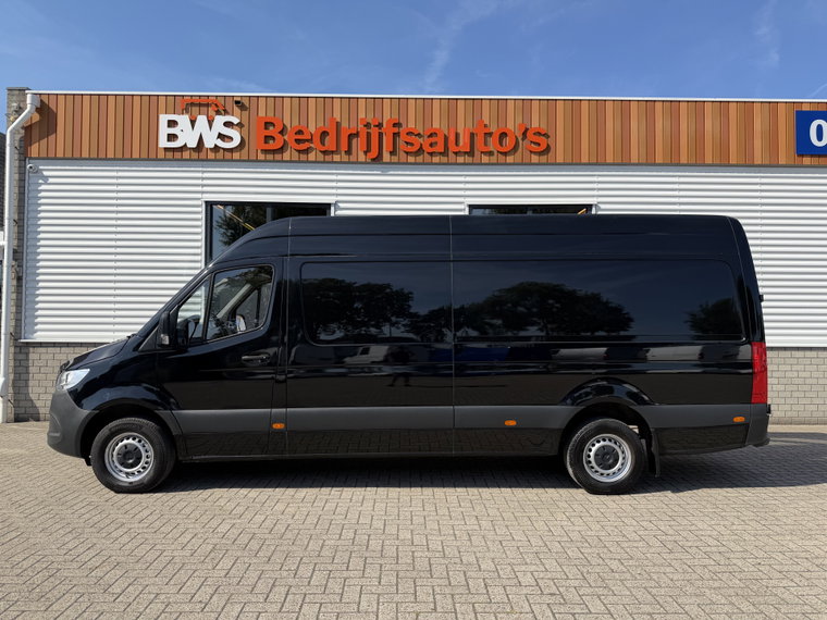 Mercedes-Benz Sprinter foto 1