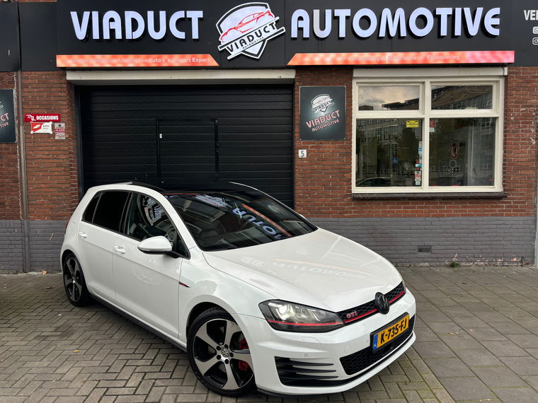 Foto van Volkswagen Golf