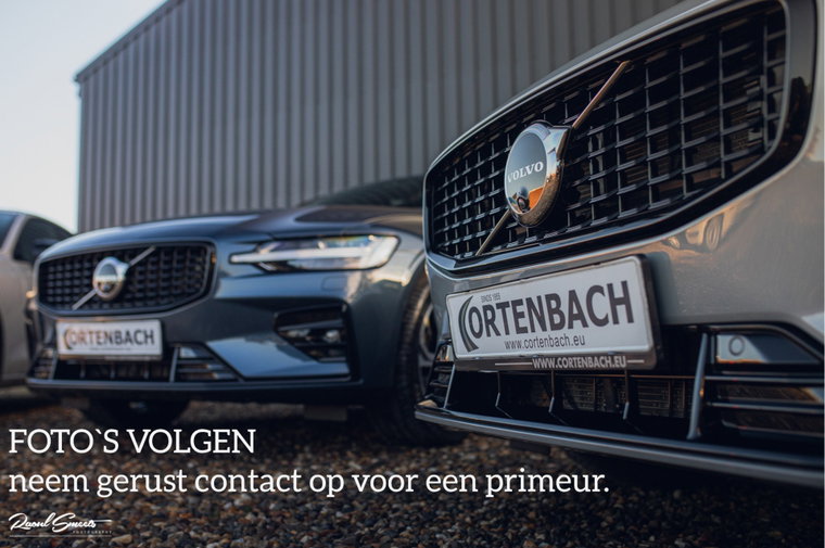 Volvo XC40 foto 1