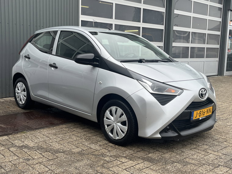 Toyota Aygo foto 1