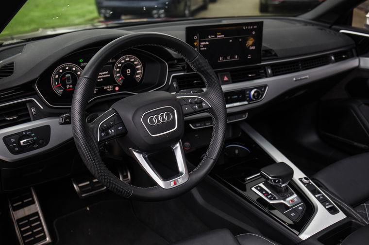 Audi S5