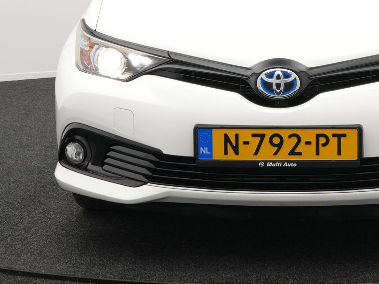 Toyota Auris Touring Sports