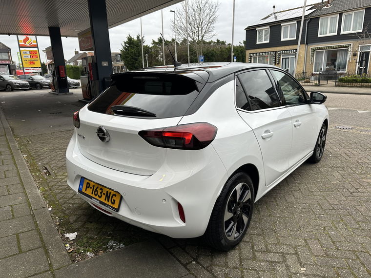 Opel CORSA-E