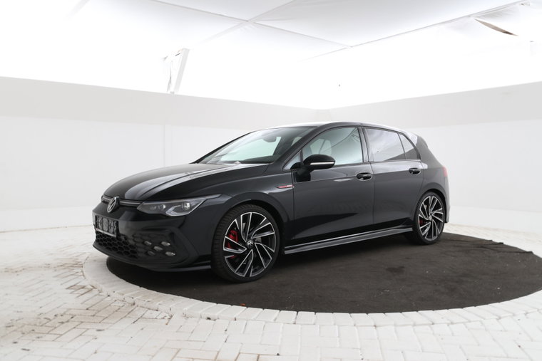 Volkswagen Golf foto 1