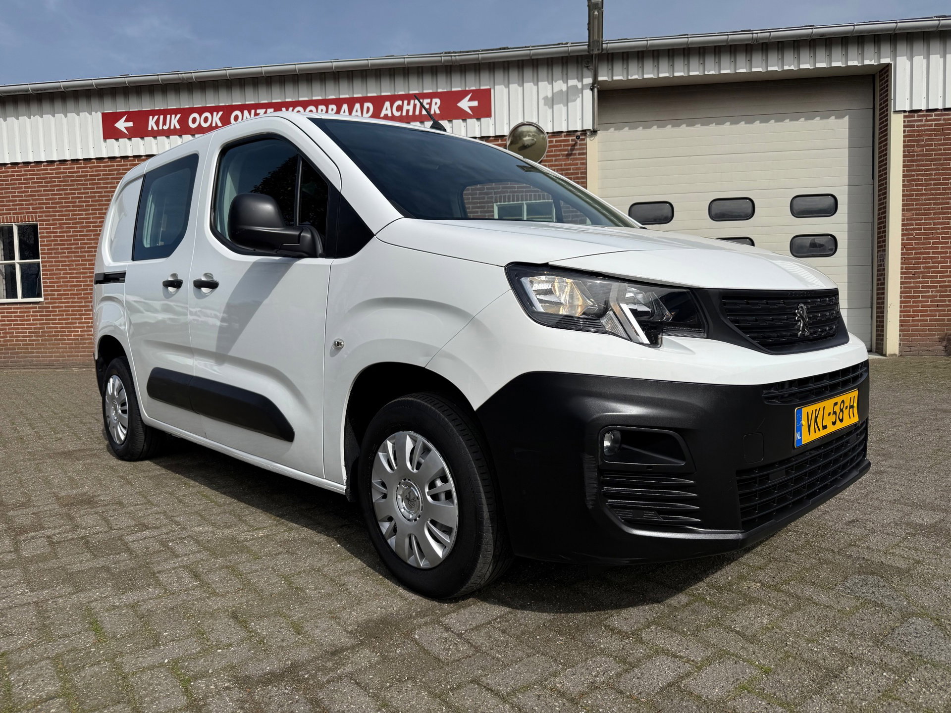 Foto van Peugeot Partner