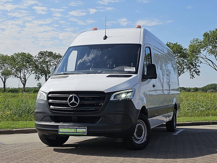 Foto van Mercedes-Benz Sprinter