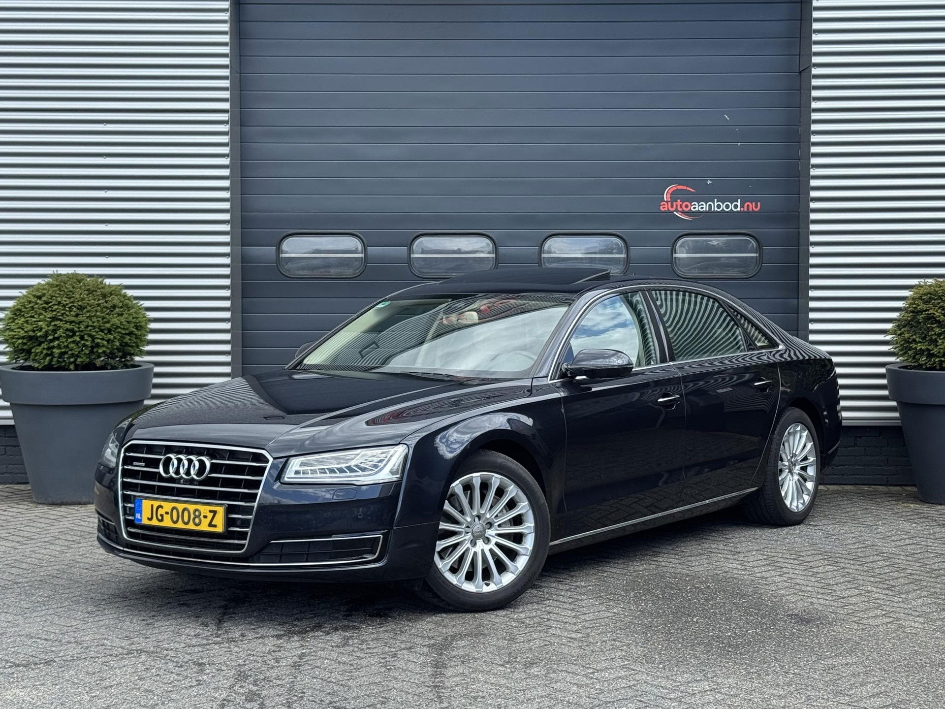 Foto van Audi A8