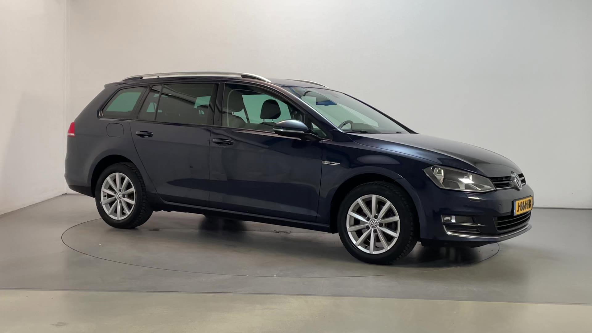 Foto van Volkswagen GOLF Variant