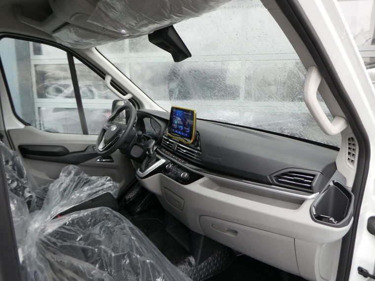 Maxus eDeliver 9