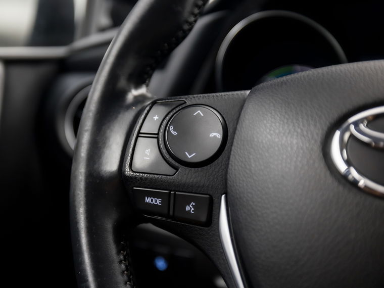 Toyota Auris Touring Sports