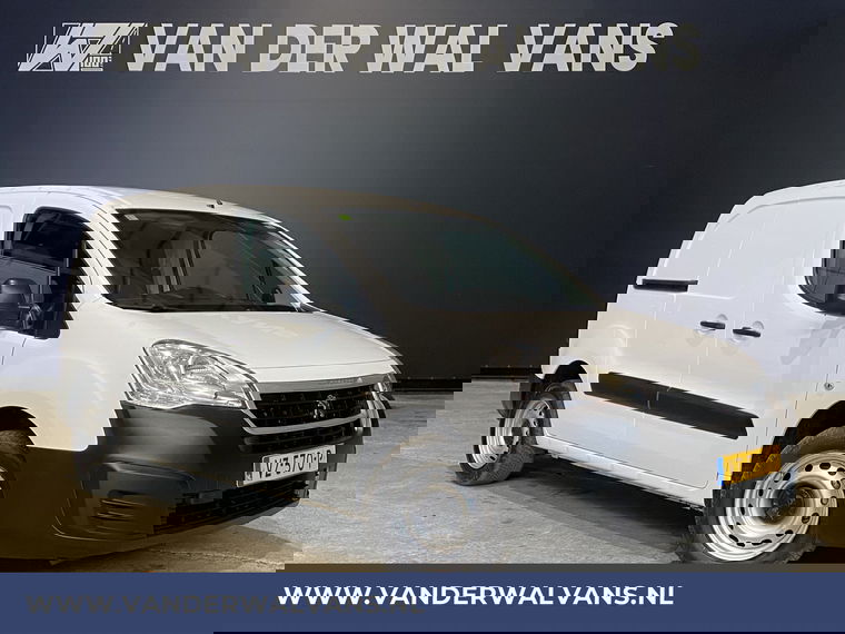 Foto van Peugeot Partner