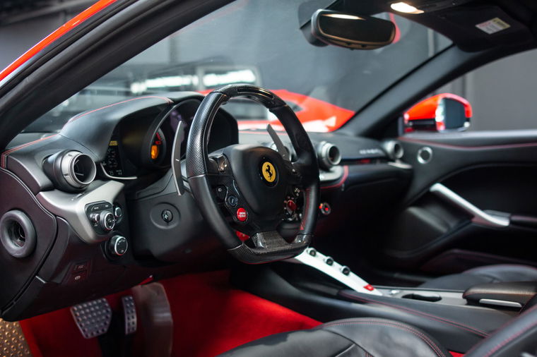 Ferrari F12