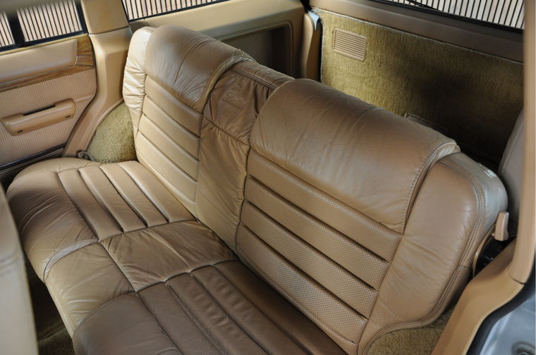 Jeep Wagoneer