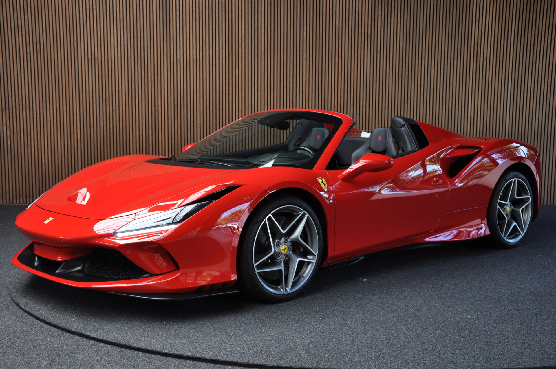 Foto van Ferrari F8 Spider