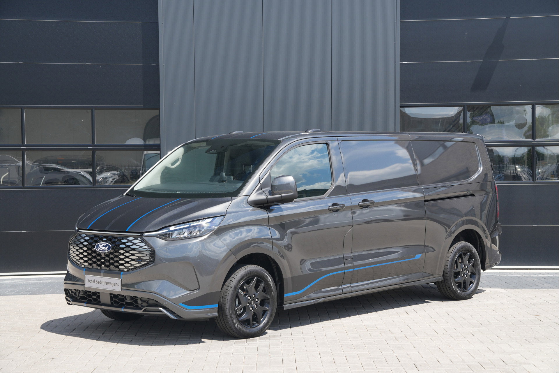 Foto van Ford E-Transit Custom