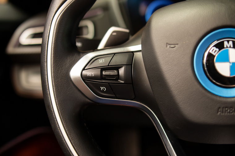 BMW i8 Roadster