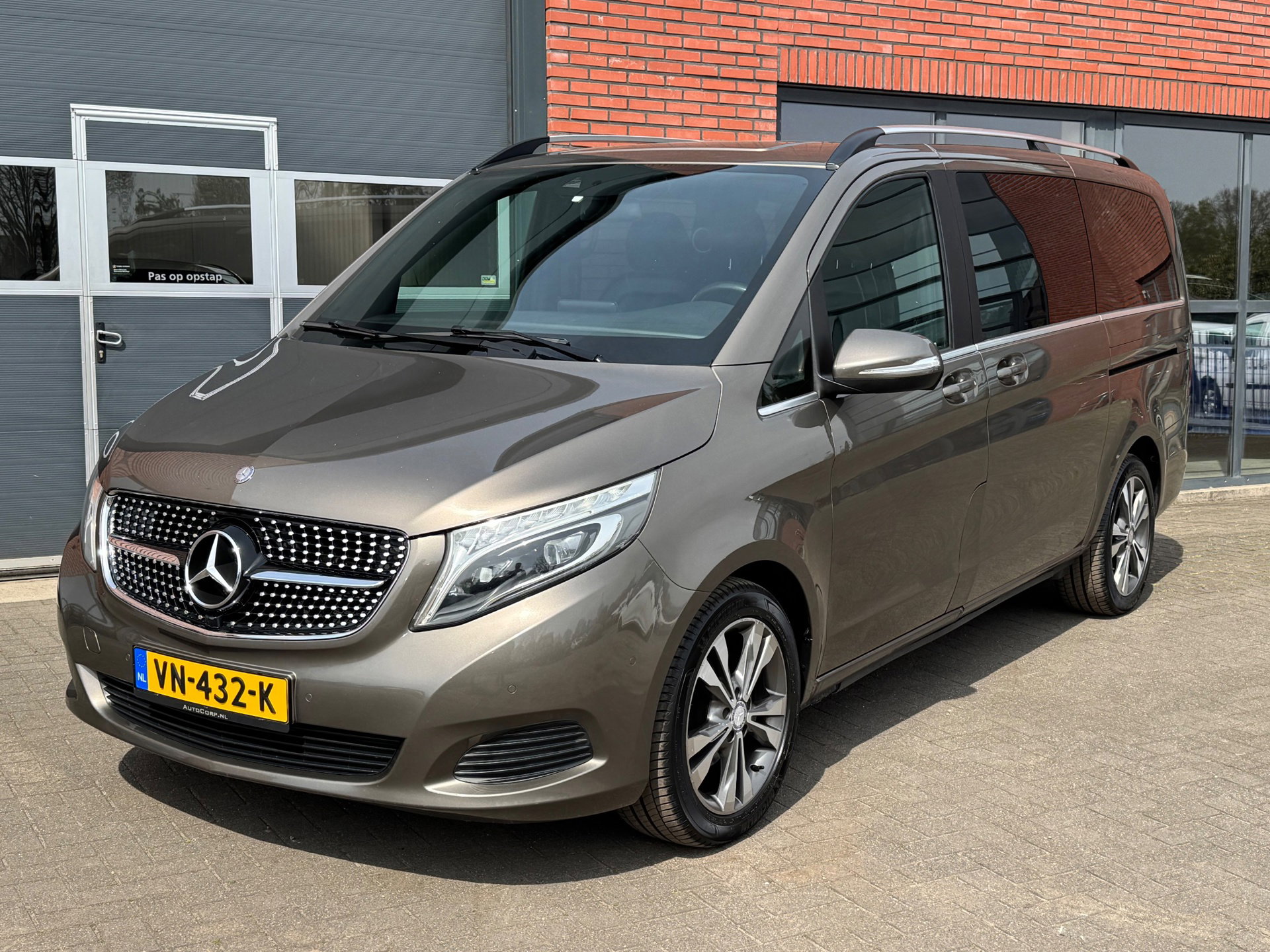 Foto van Mercedes-Benz V-Klasse